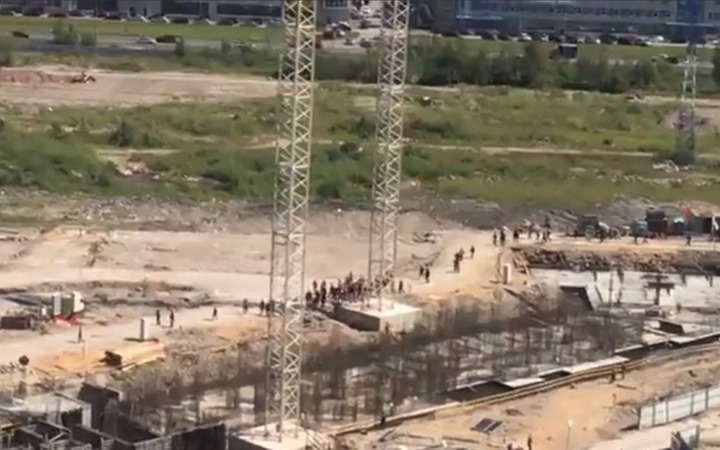 Массовая драка мигрантов в Петербурге закончилась задержанием 30 человек