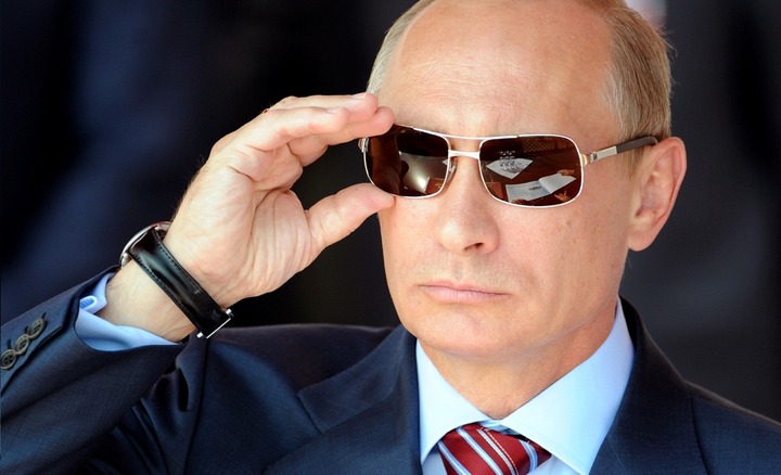 Путин призвал прокуроров решительнее бороться против действующих "вызывающе дерзко" экстремистов