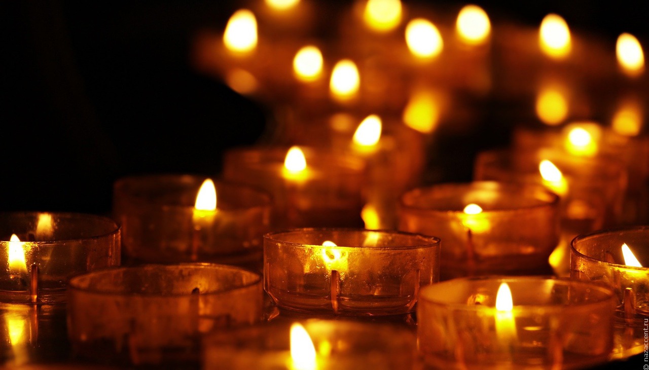 Праздник подношения тысячи лампад отмечают в Калмыкии