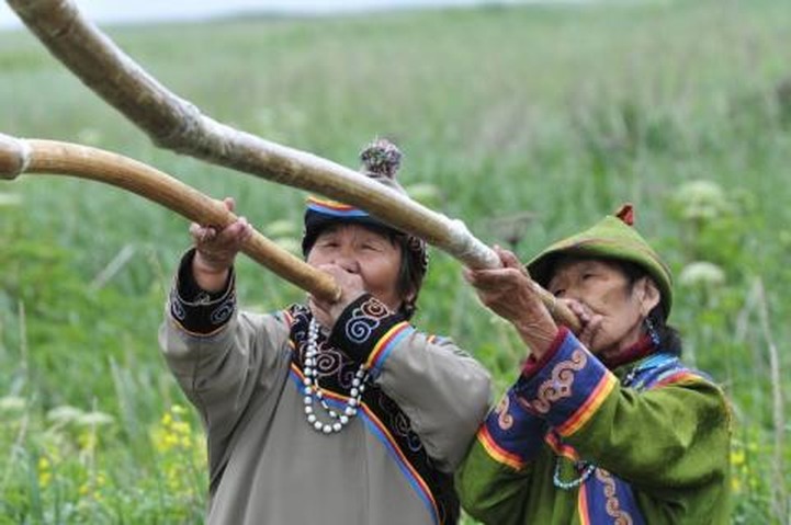 Издана книга "Музыкальные инструменты в традиционной культуре нивхов"