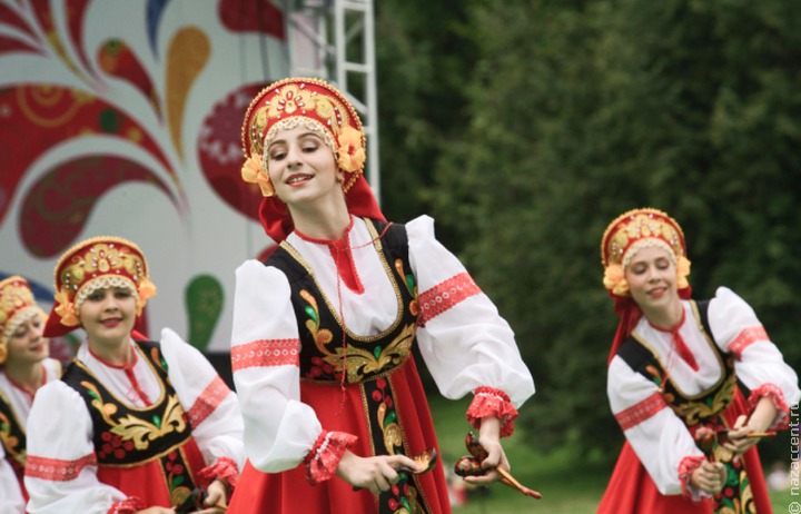 Фестиваль славянского искусства "Русское поле" переместился в Интернет