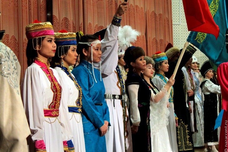 В Москве отпраздновали Цаган Сар - калмыцкий праздник весны - Национальный акцент