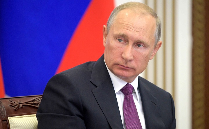 Путин поручил генпрокуратуре проверить добровольность изучения родного языка в школах