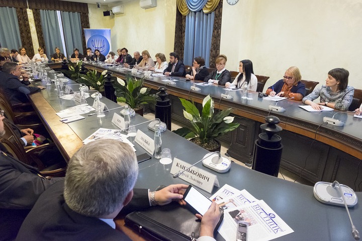 Кабмин определил порядок формирования реестра НКО для господдержки