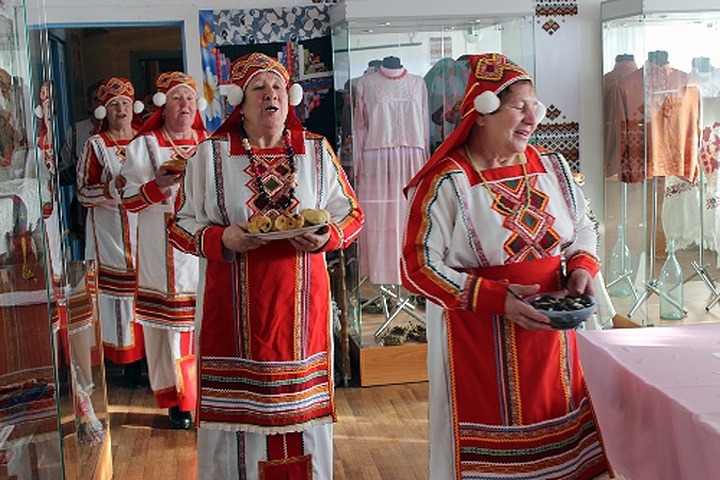 Селяне Алтая отметили день мордовского языка "Эрзянь келянь чи"
