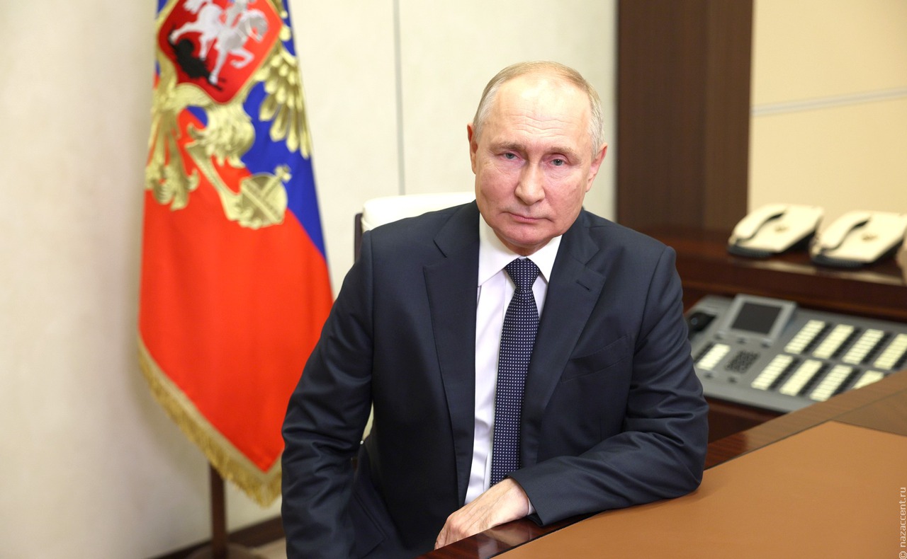 Путин призвал работников МВД активнее бороться с провокациями экстремистов