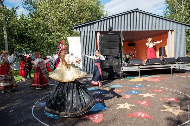 VIII Межрегиональный фольклорный праздник "Шумбрат!" в Мордовии - Национальный акцент