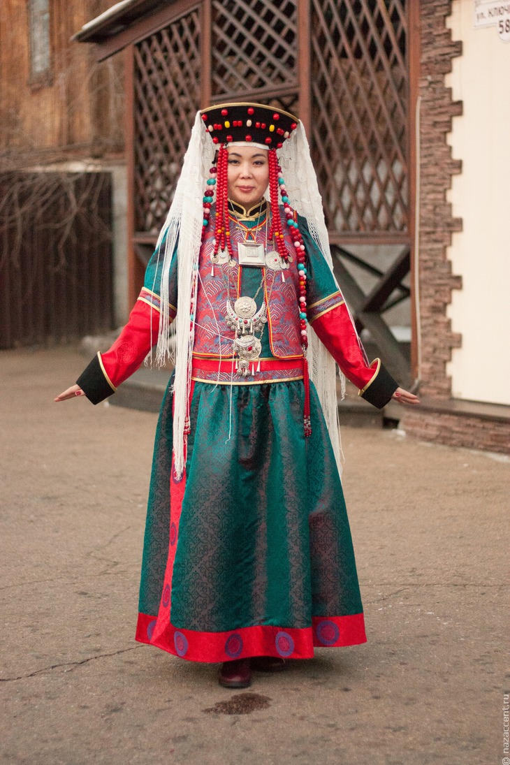 Фестиваль родовых костюмов в Бурятии - Национальный акцент