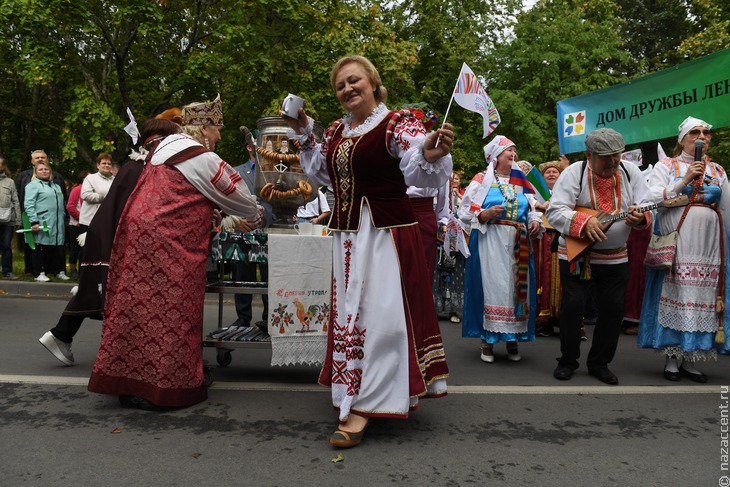 Этнокультурный фестиваль "Россия — созвучие культур" в Ленобласти - Национальный акцент