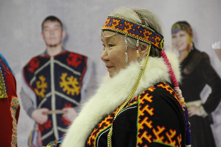 "Сокровища Севера -2013": Этнические костюмы коренных малочисленных народов