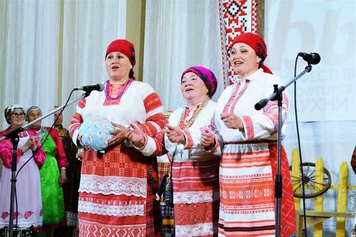 Лауреат финно-угорской премии "Древо мира" получит 2500 евро