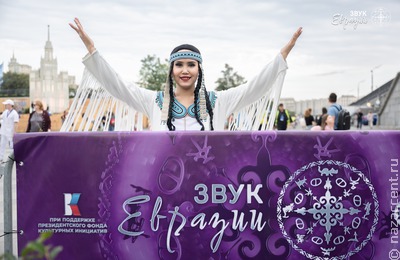 Чувство земли под ногами: интервью с эвенкийской певицей AYАA