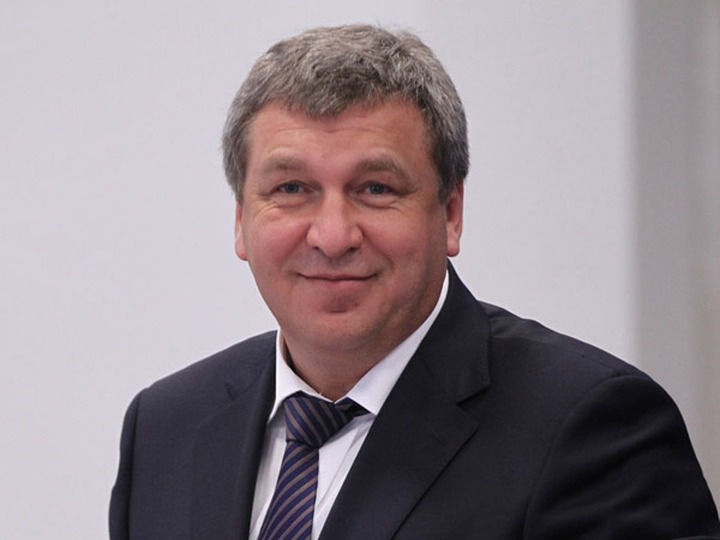 Глава Минрегиона: Для борьбы с этнической нетерпимостью надо воспитывать "дух"