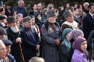 В Карачаево-Черкесии прошли акции к 80-летию депортации карачаевцев
