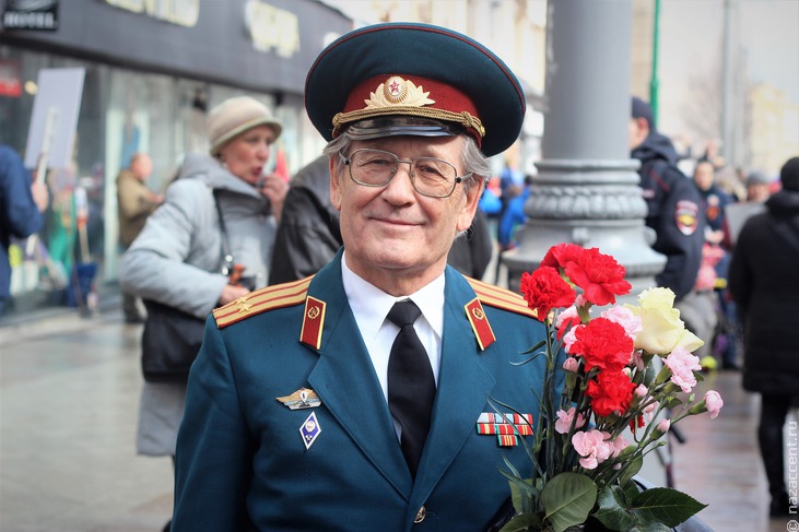 Бессмертный полк-2017 в Москве - Национальный акцент