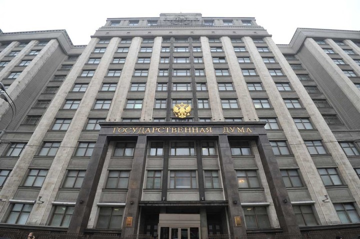 Госдума ужесточила наказание за предоставление жилья и транспорта нелегальным мигрантам
