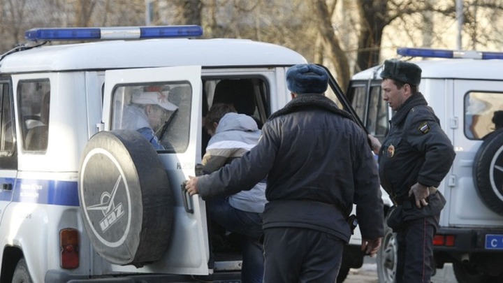В Госдуму внесли закон о надзоре за осужденными по экстремистским статьям