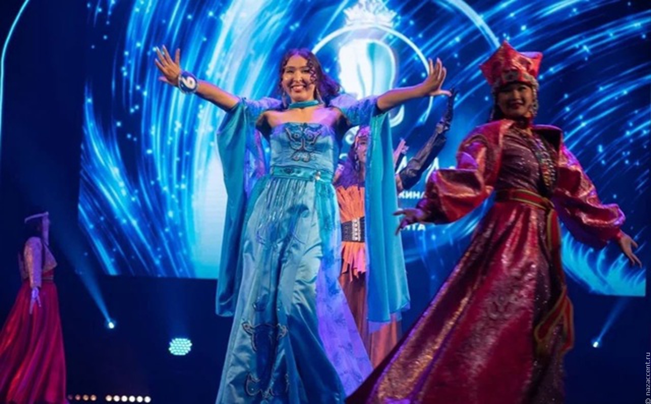 О силах земных и небесных   