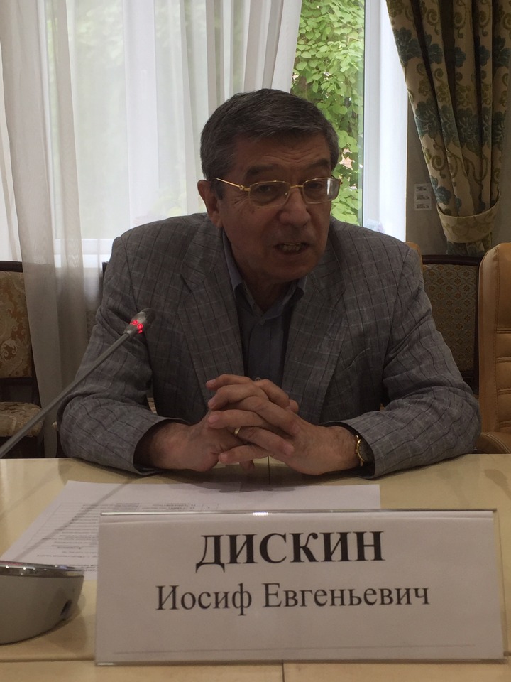 Иосиф Дискин предостерег молодое поколение от поспешных решений и необдуманных действий