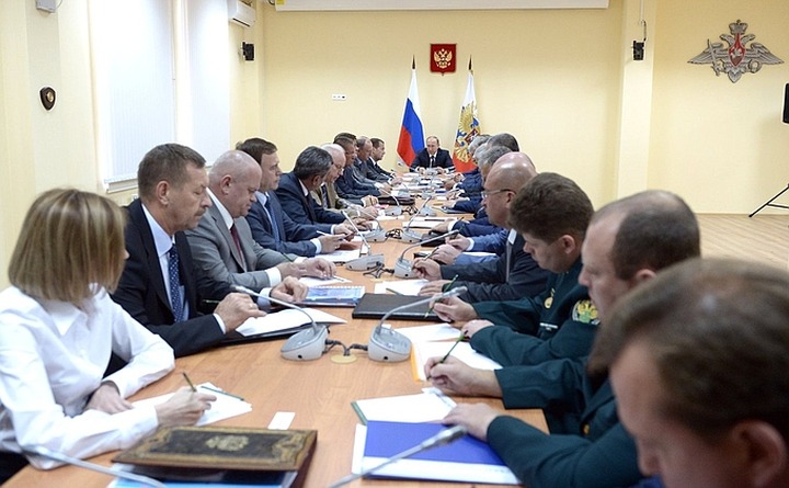 Путин: В Крыму могут разыграть националистическую карту