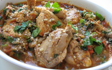 Гусь под грибным соусом