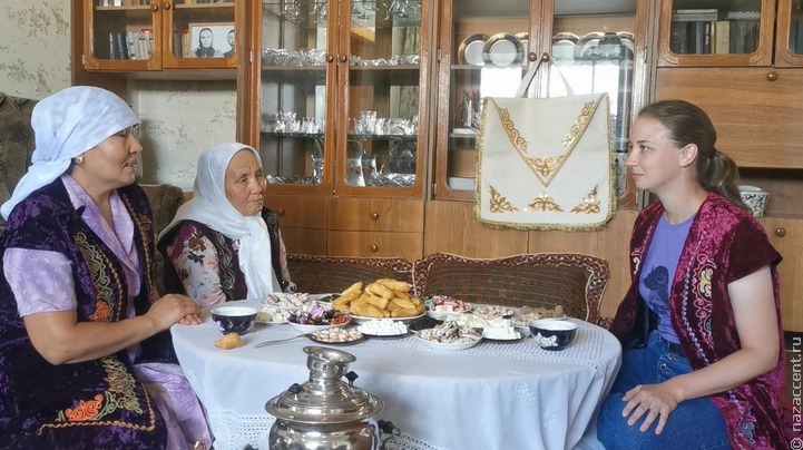 Дженсис, коспа и дастархан: в гостях у казахской семьи