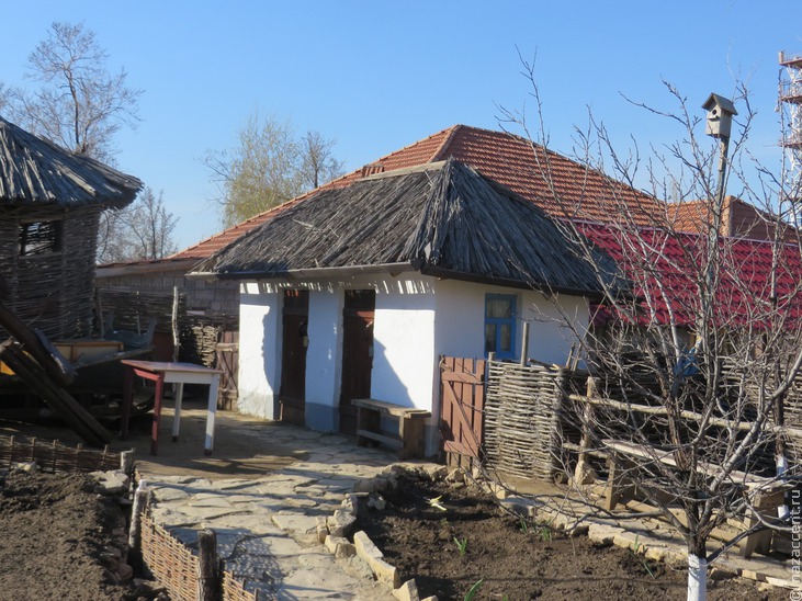 Национальная деревня в Саратове - Национальный акцент