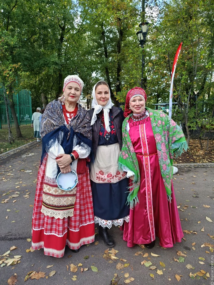 Хороводы, игры и показ мод: в Москве прошёл Всероссийский этнографический фестиваль - Национальный акцент