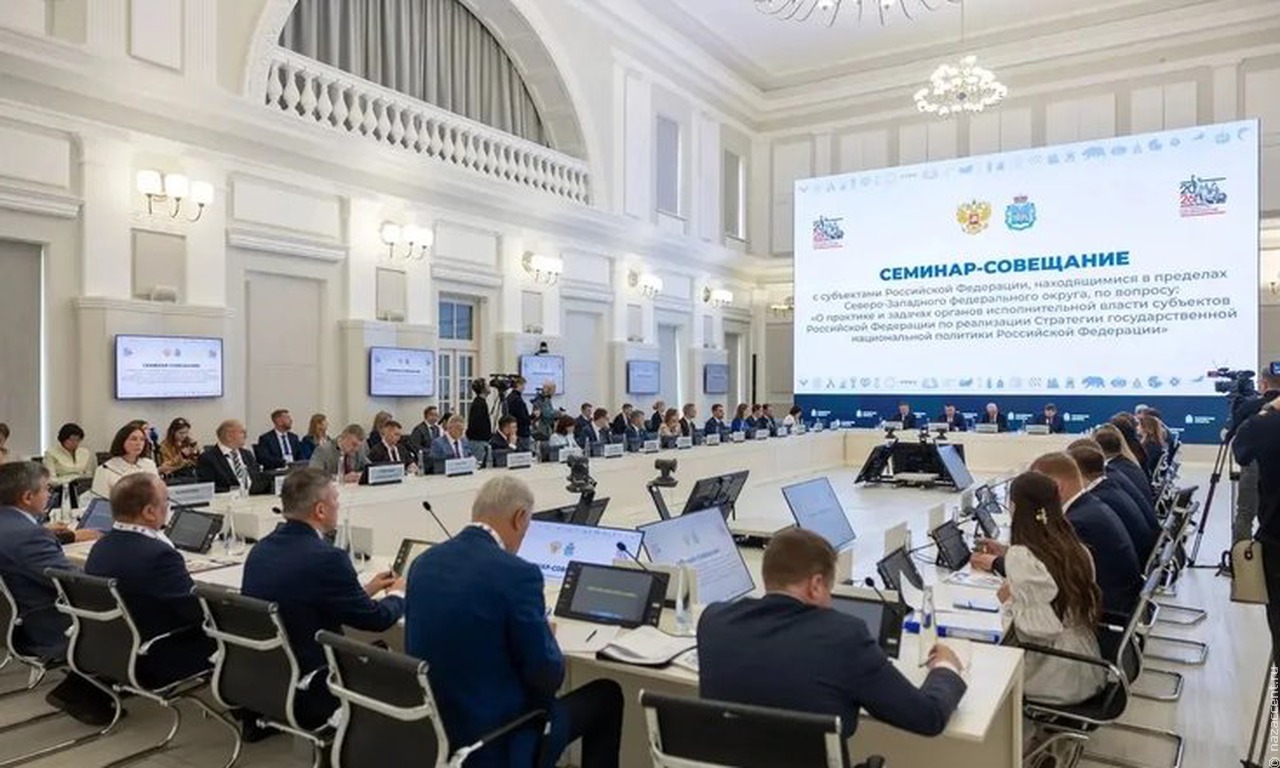 Сферу межнациональных отношений в России признали стабильной