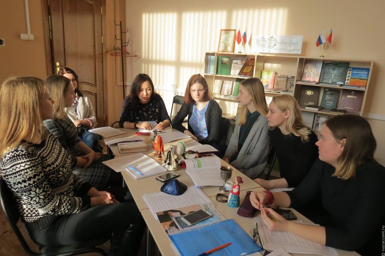 В Барнауле прошло первое занятие школы межэтнической журналистики