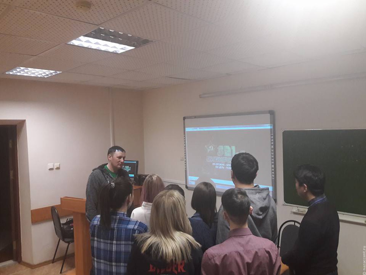 Создатели народного кино "321-я Сибирская" побывали на занятии в Школе межэтнической журналистики в Улан-Удэ