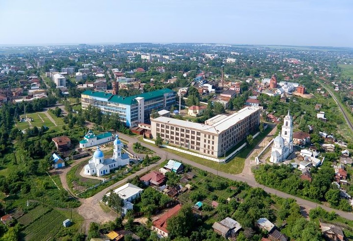 В Чебоксарах активисты отметили магазины и кафе наклейками "Здесь разговаривают по-чувашски"