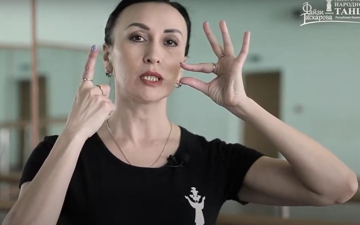Артисты народного ансамбля научат всех желающих башкирскому танцу онлайн