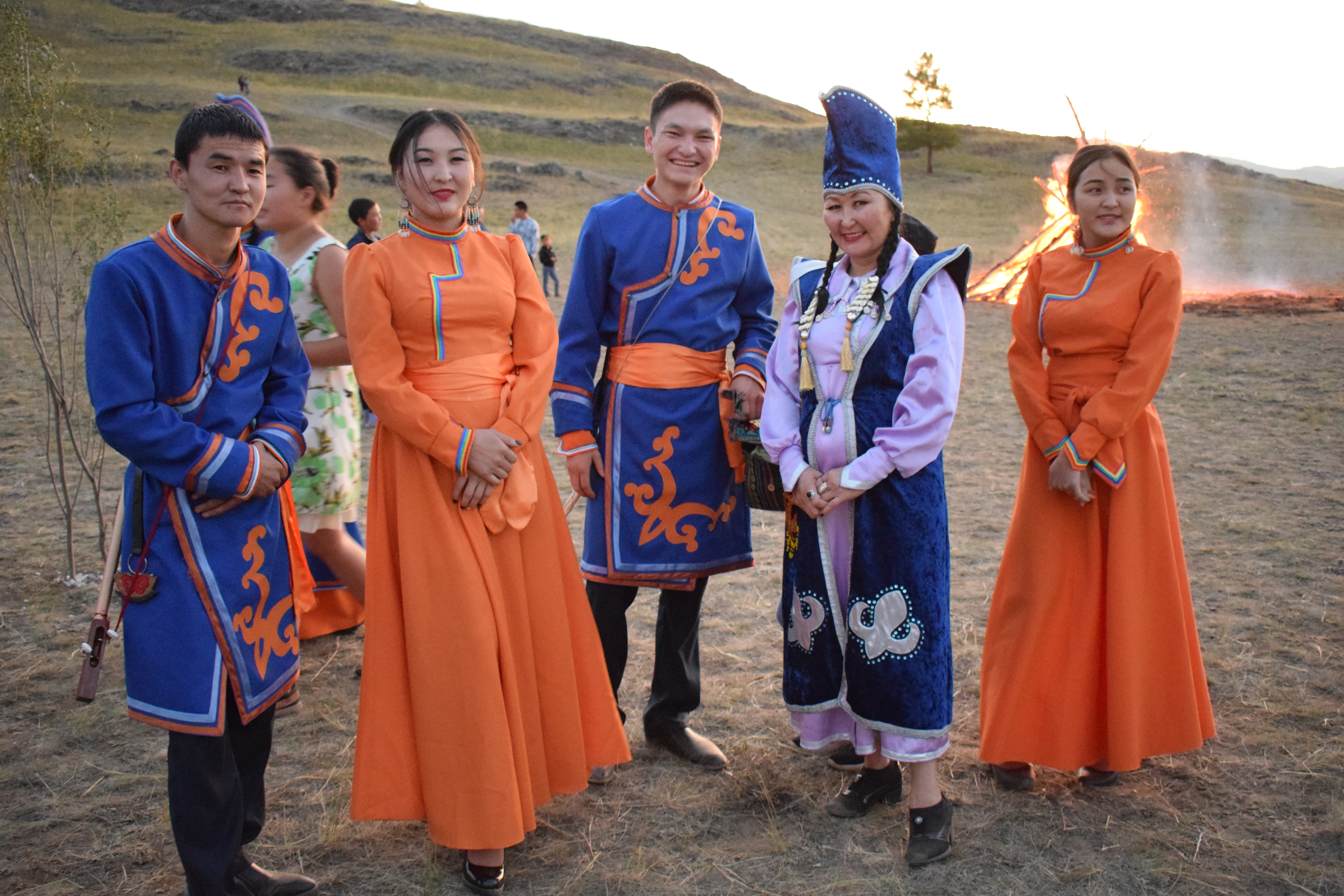 Фото алтайцев в национальных костюмах