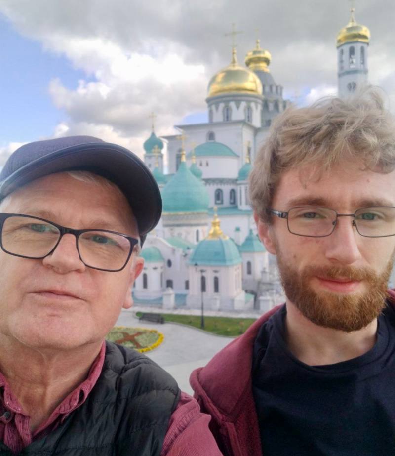 Джон МакГирр с сыном Джеймсом